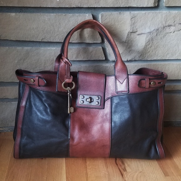 Fossil Handbags - 🌹FOSSIL Leather Vintage Reissue Weekender Tote